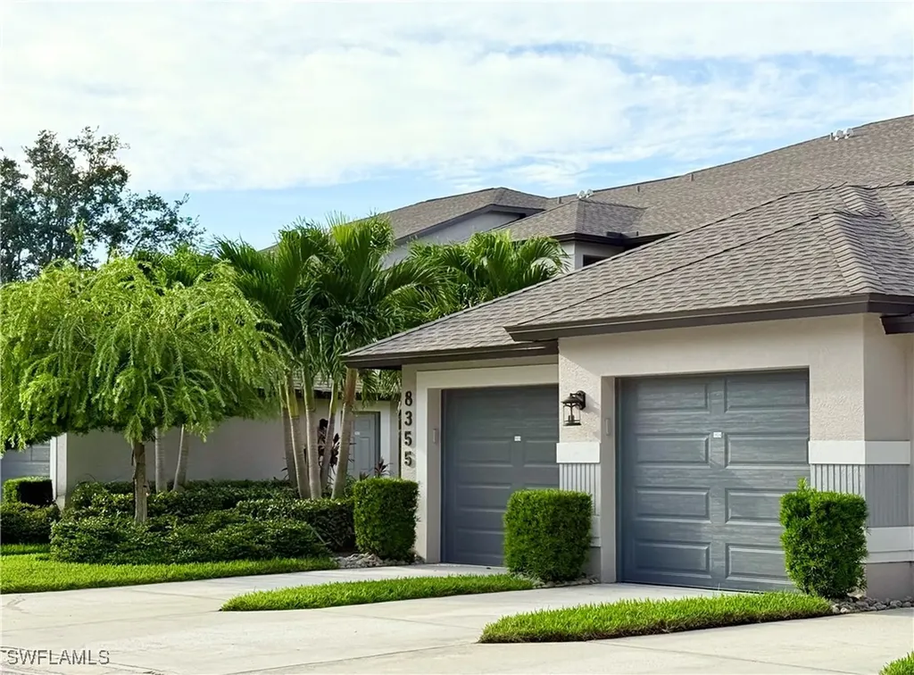 Naples FL, 8355 Heritage Links Court, Unit 1624