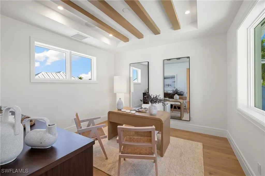 575 13th Avenue S Naples FL 34102
