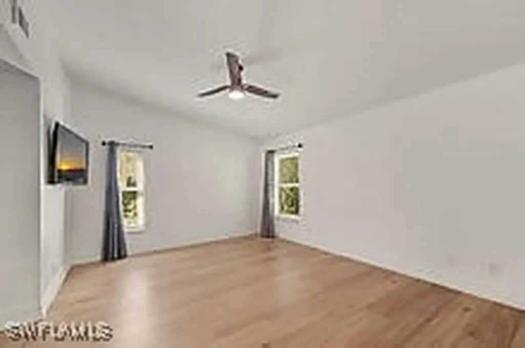401 Countryside Drive Naples FL 34104