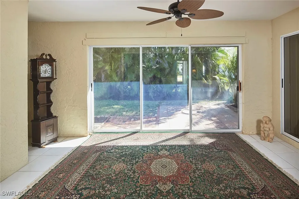 214 Marseille Drive Naples FL 34112