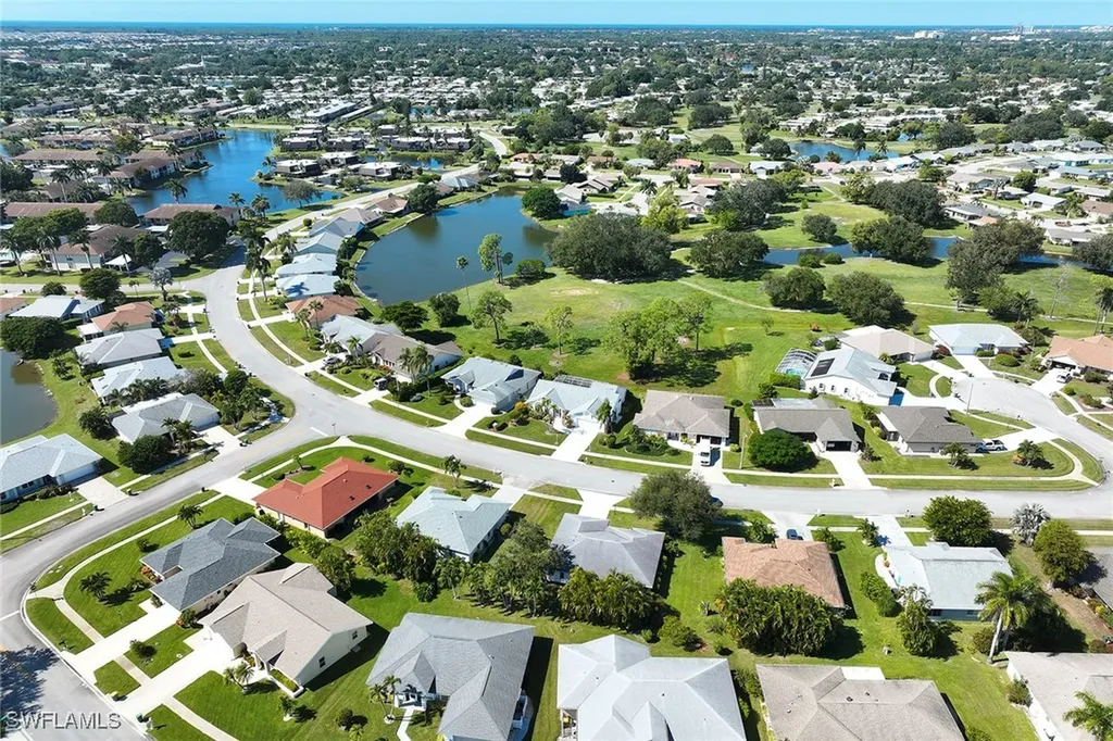 214 Marseille Drive Naples FL 34112
