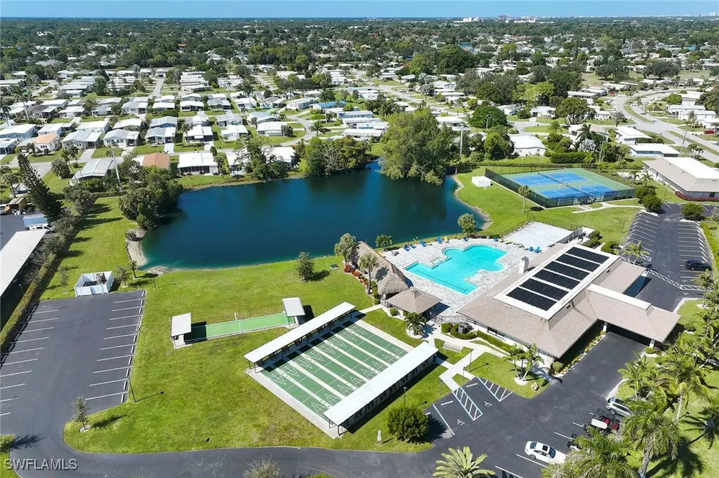 214 Marseille Drive Naples FL 34112