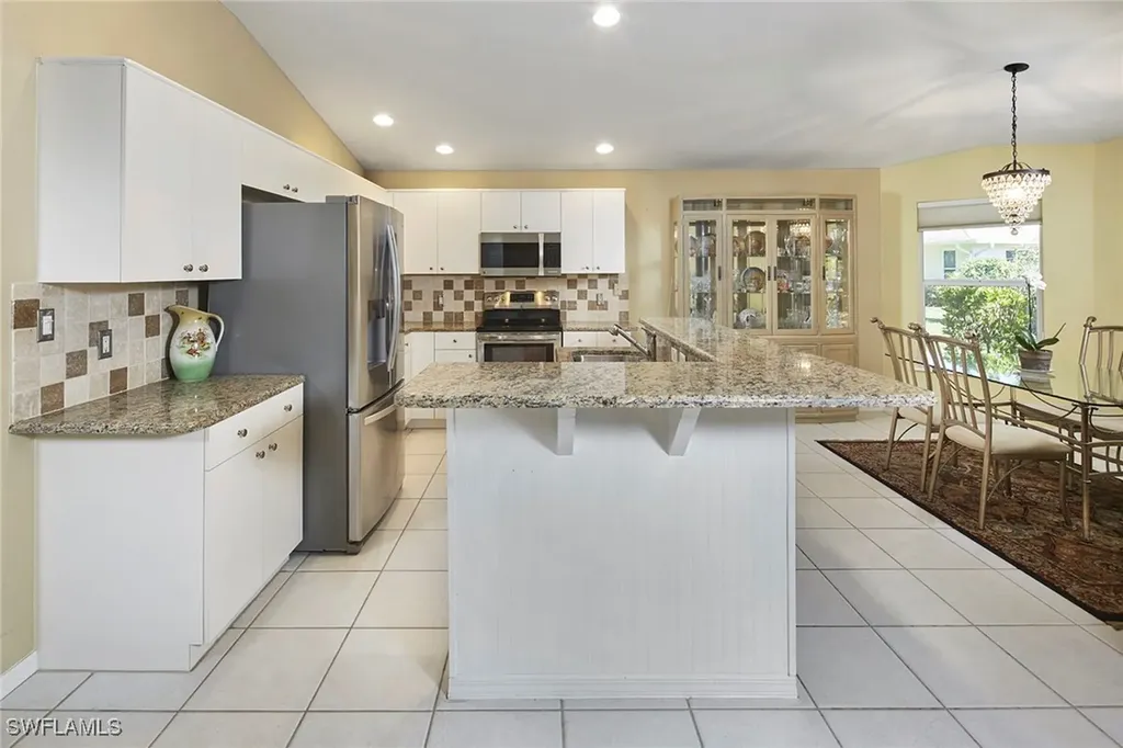 214 Marseille Drive Naples FL 34112
