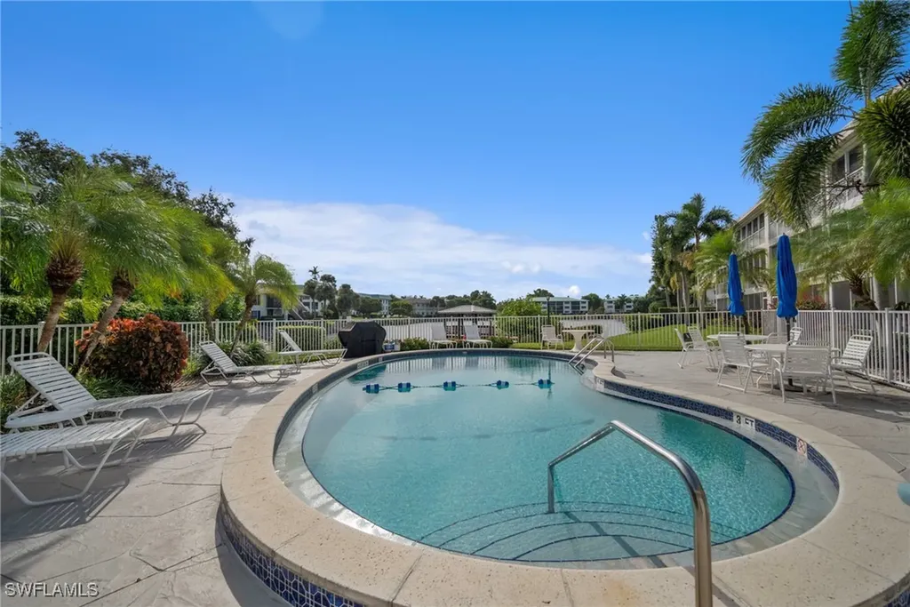 3150 Binnacle Drive Naples FL 34103
