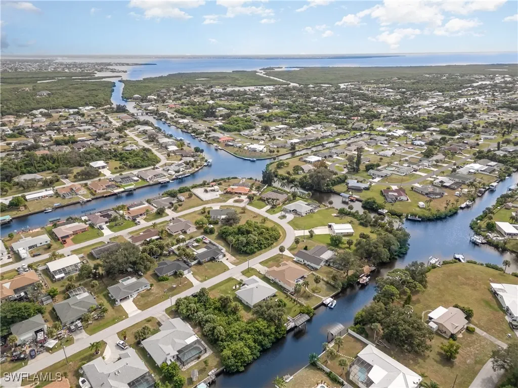 4186 Yucatan Circle Port Charlotte FL 33948