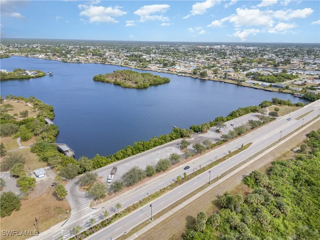 4186 Yucatan Circle Port Charlotte FL 33948
