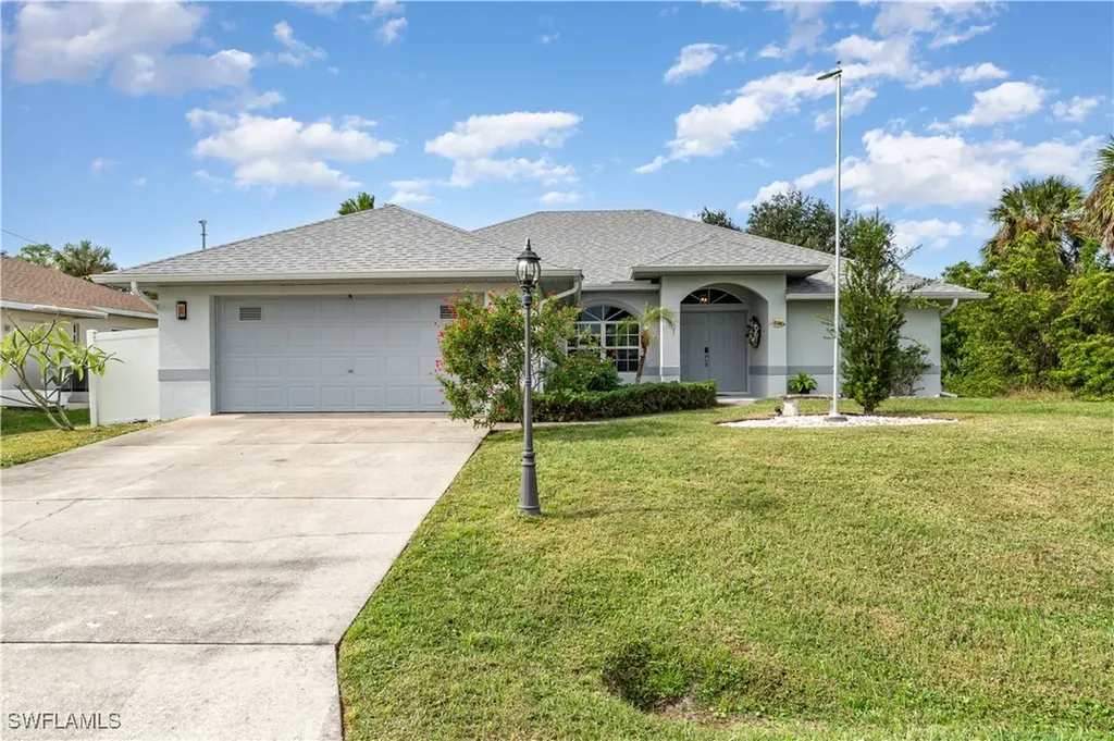 4186 Yucatan Circle Port Charlotte FL 33948