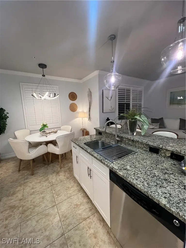 9081 Albion Lane S Naples FL 34113