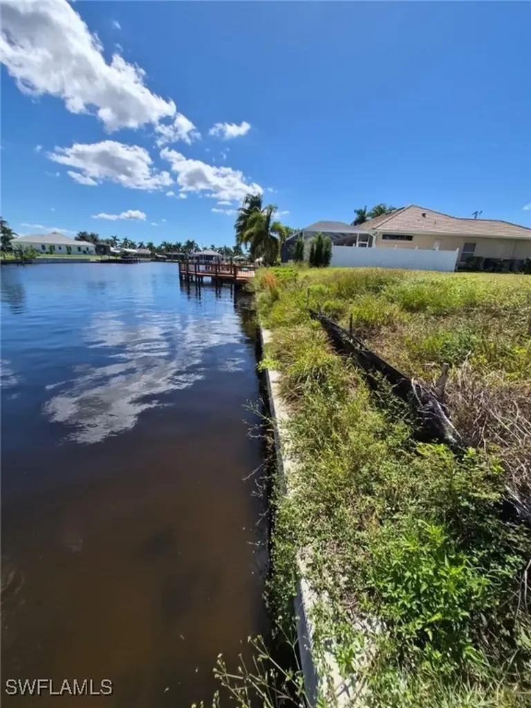 3937 SW 26th Court Cape Coral FL 33914
