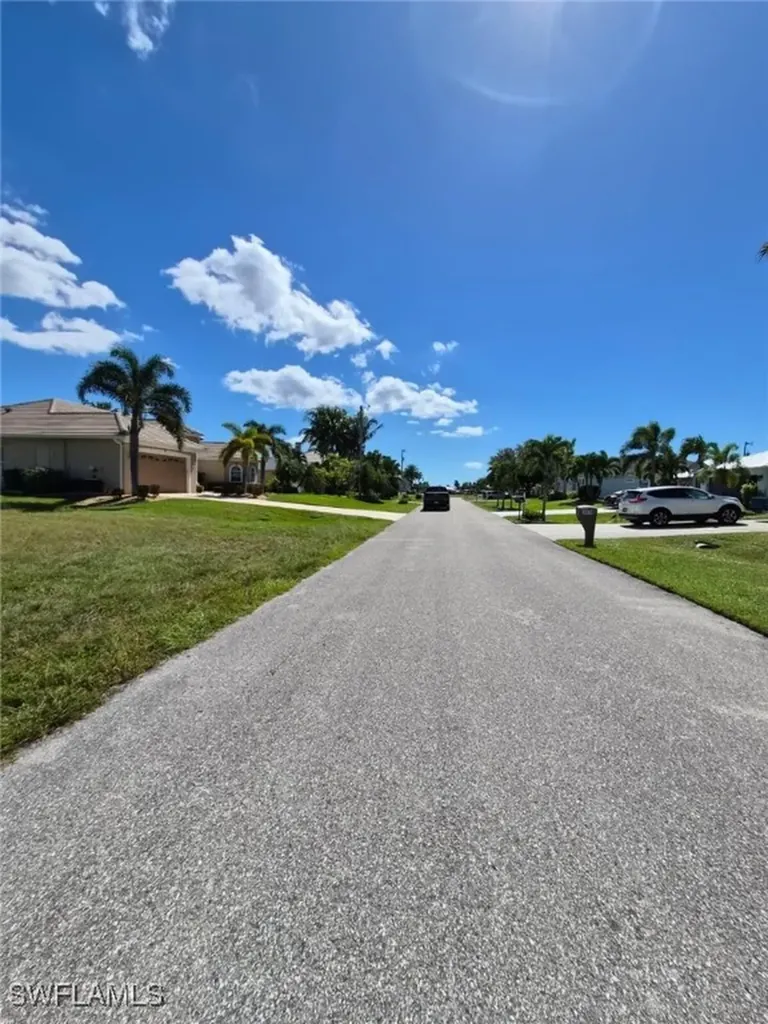 3937 SW 26th Court Cape Coral FL 33914
