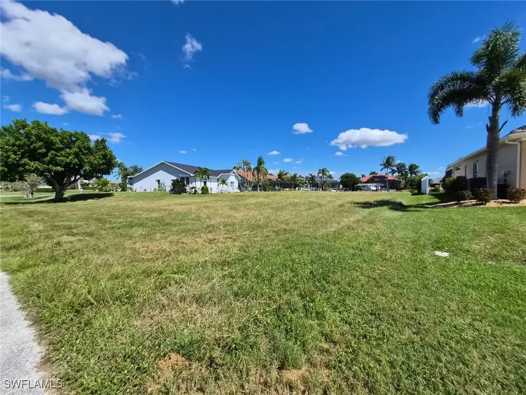 3937 SW 26th Court Cape Coral FL 33914