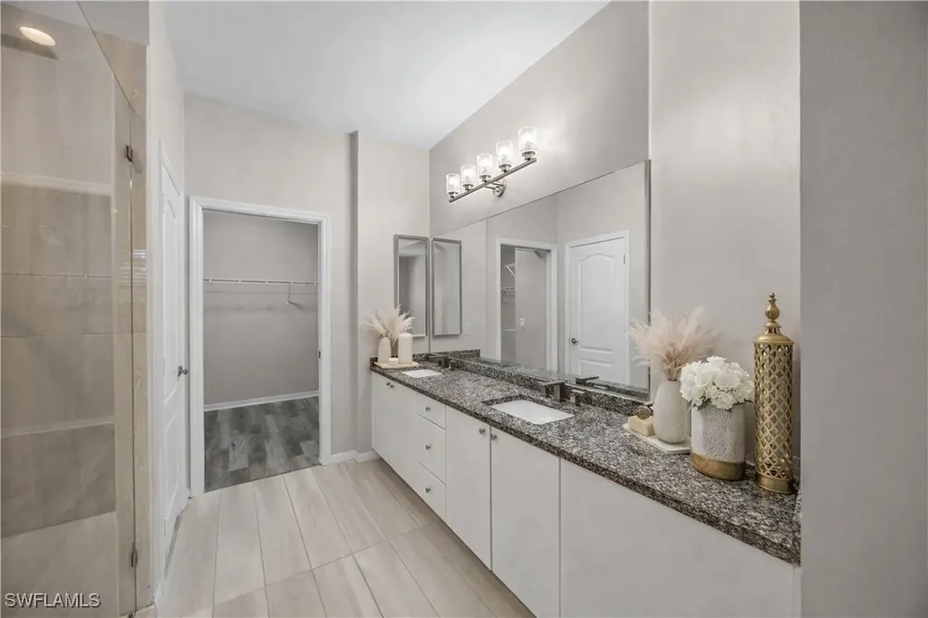 9342 Lake Abby Lane Bonita Springs FL 34135