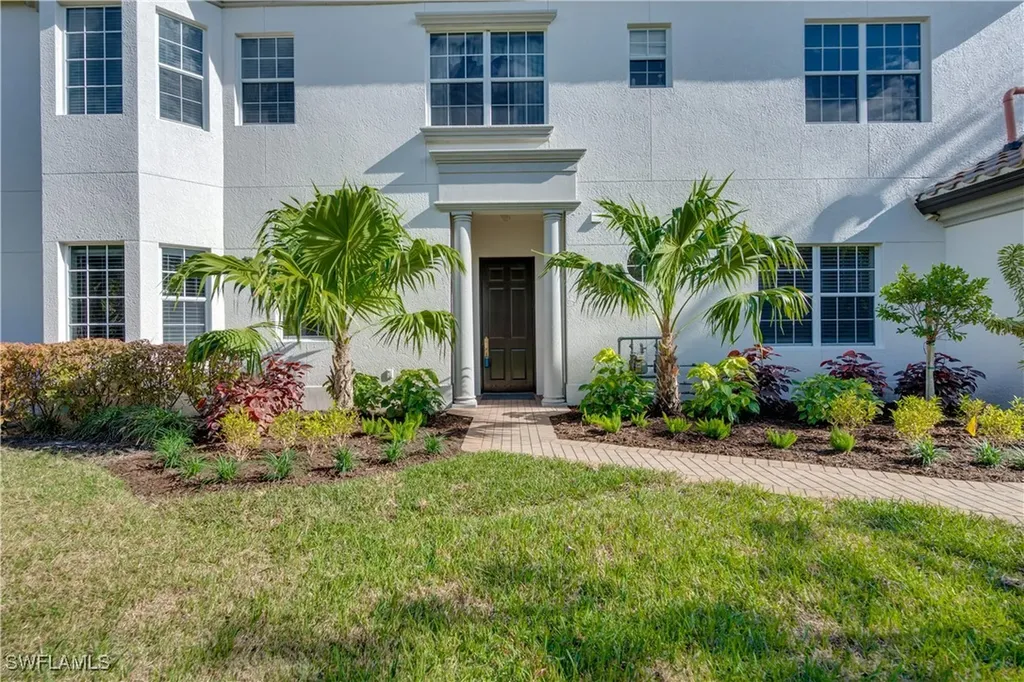 3765 Montreux Lane Naples FL 34114