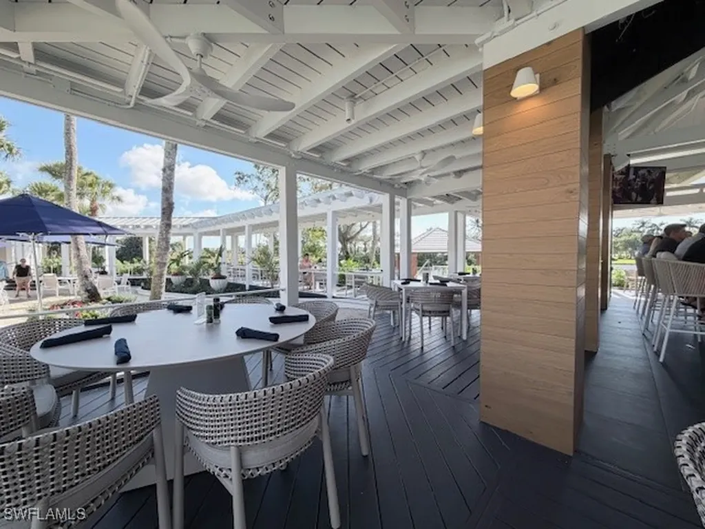 3765 Montreux Lane Naples FL 34114