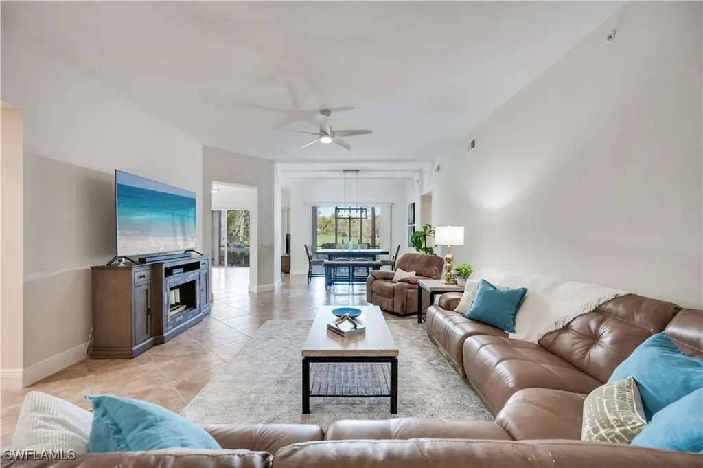 3765 Montreux Lane Naples FL 34114