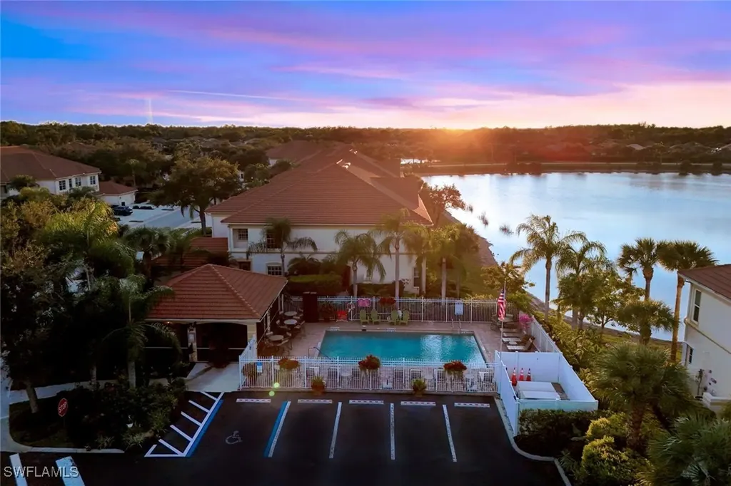 Naples FL, 7878 Clemson Street, Unit 102