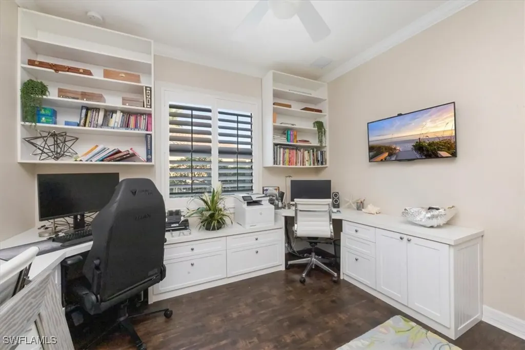 3821 Columbia Court Naples FL 34119