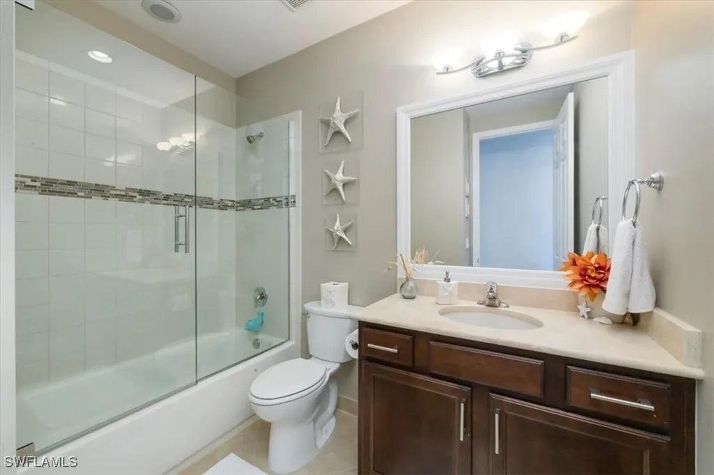 3821 Columbia Court Naples FL 34119