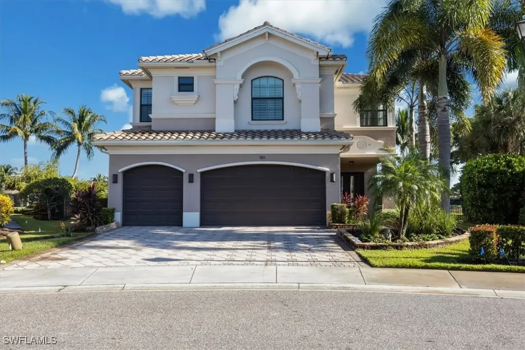 3821 Columbia Court Naples FL 34119