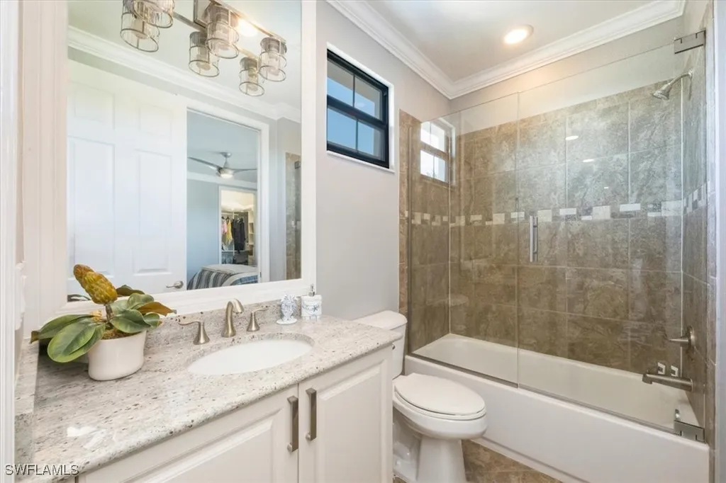 3821 Columbia Court Naples FL 34119