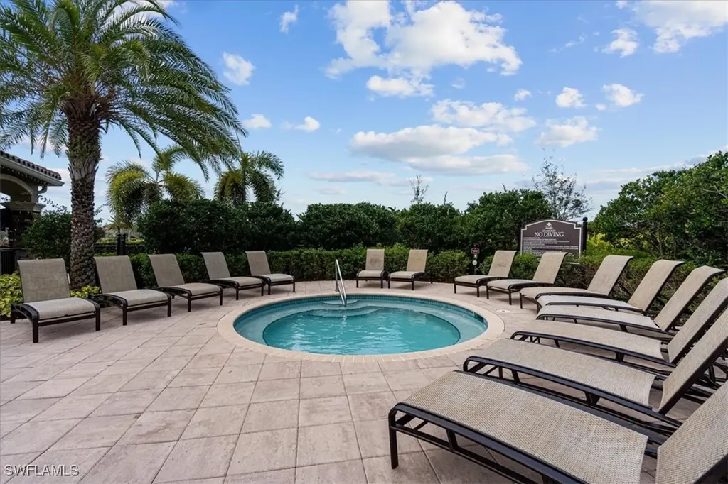 3821 Columbia Court Naples FL 34119