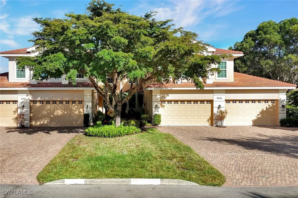 5994 Trophy Drive Naples FL 34110