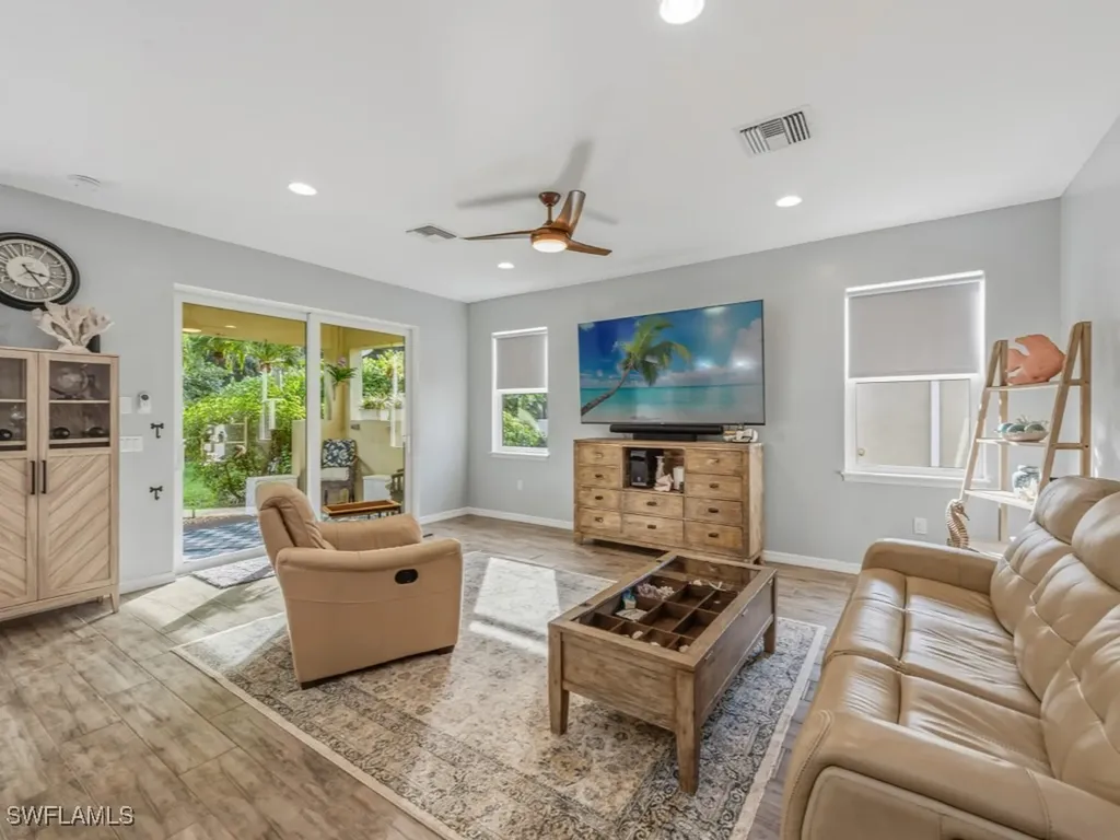 14567 Topsail Drive Naples FL 34114