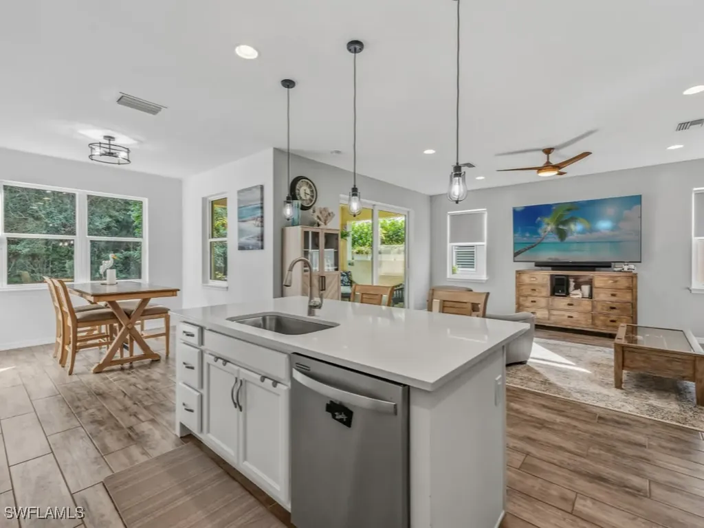 14567 Topsail Drive Naples FL 34114