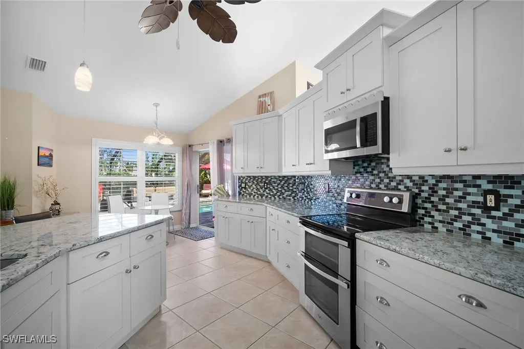 2215 SW 51st Street Cape Coral FL 33914