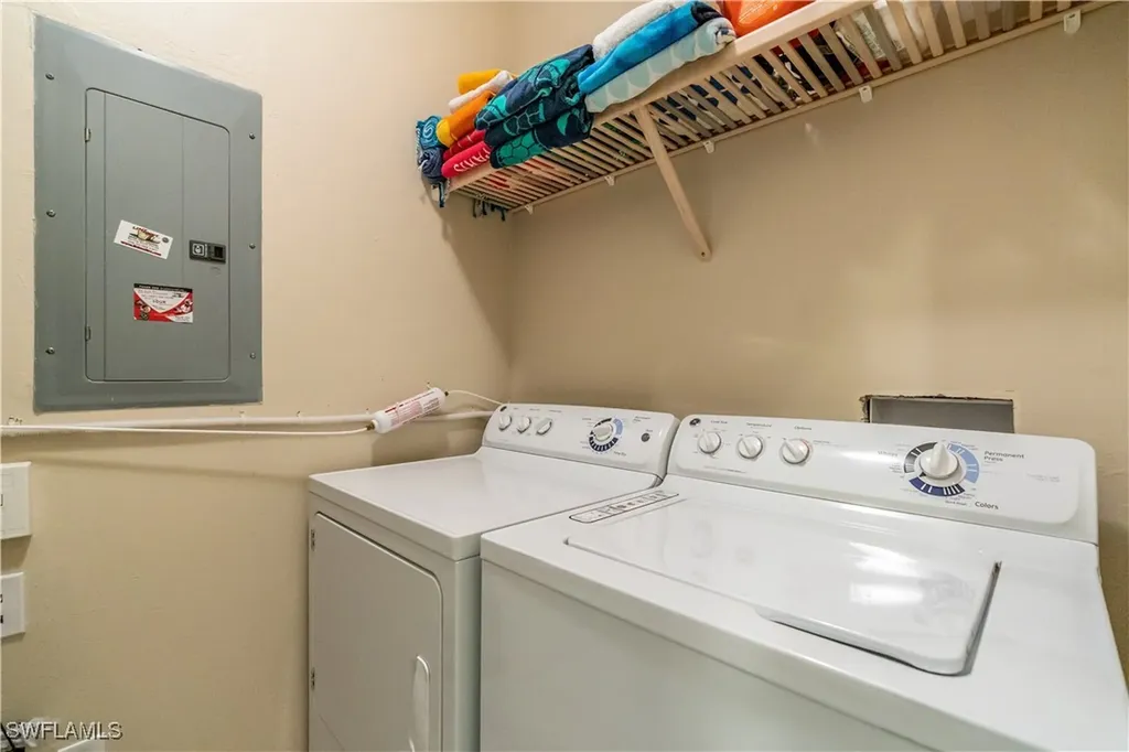 1540 Clermont Drive Naples FL 34109