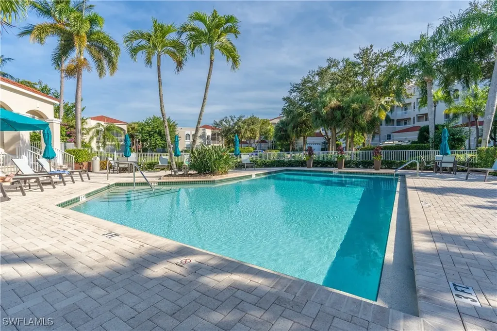 1540 Clermont Drive Naples FL 34109