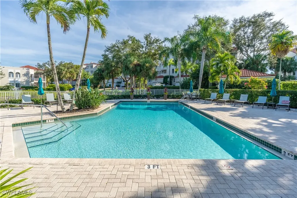 1540 Clermont Drive Naples FL 34109
