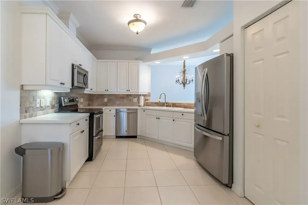 1540 Clermont Drive Naples FL 34109