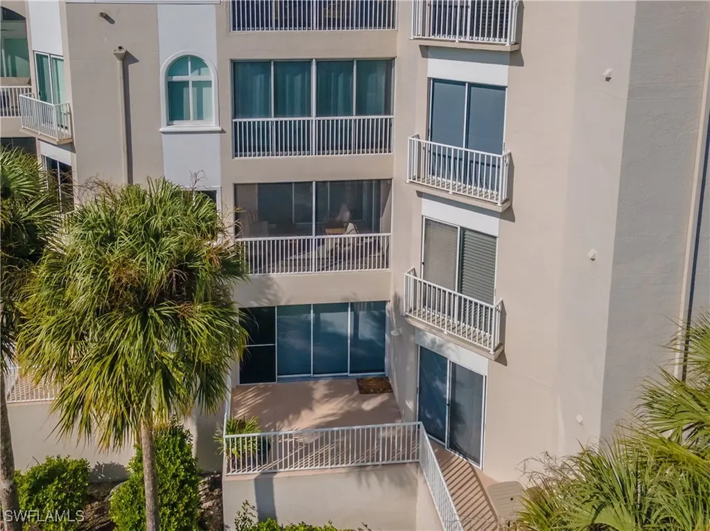 1540 Clermont Drive Naples FL 34109
