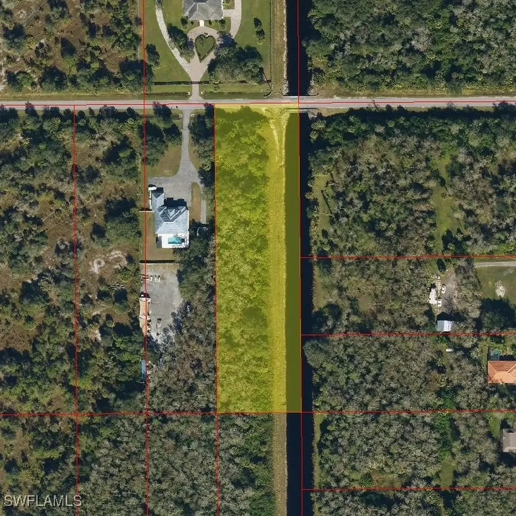 37TH Avenue NW Naples FL 34120