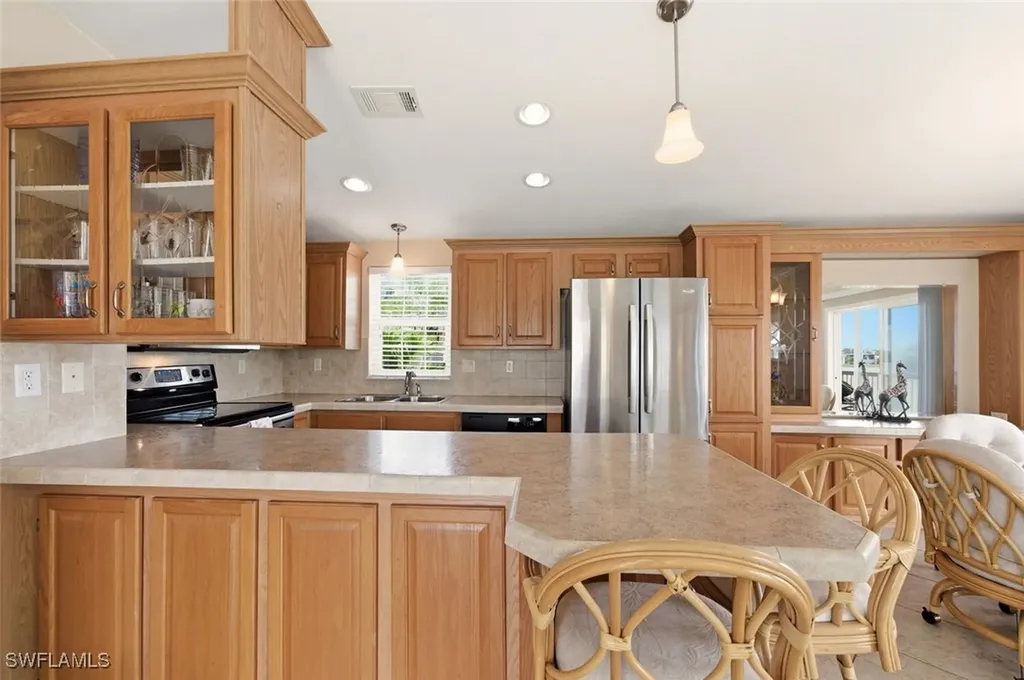 1055 Diamond Lake Circle Naples FL 34114