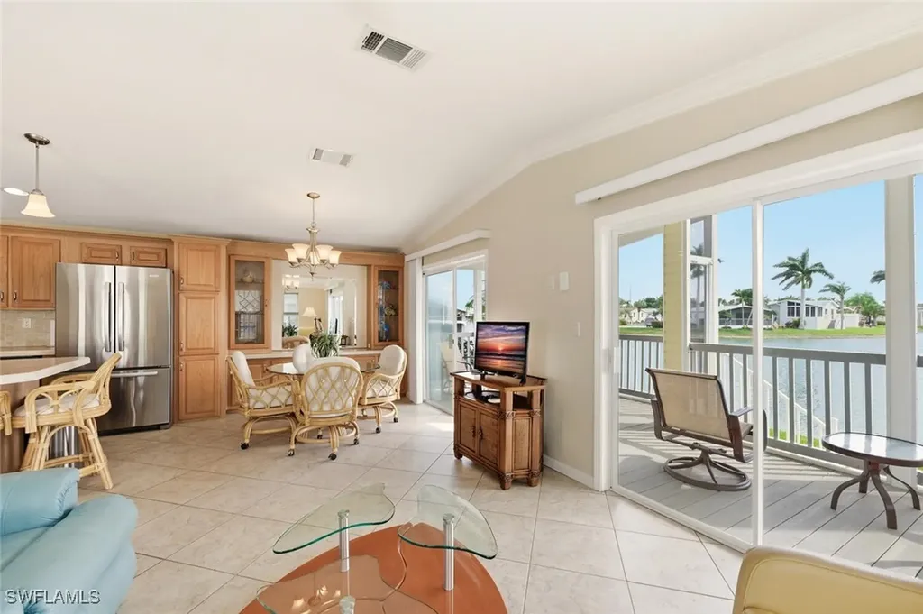 1055 Diamond Lake Circle Naples FL 34114