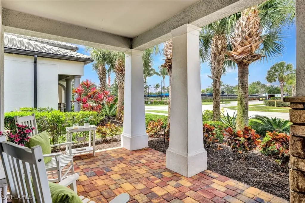 9350 Greyhawk Trail Naples FL 34120