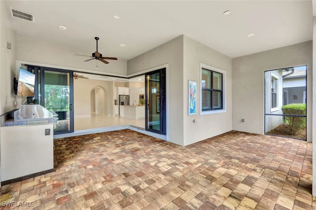 9350 Greyhawk Trail Naples FL 34120