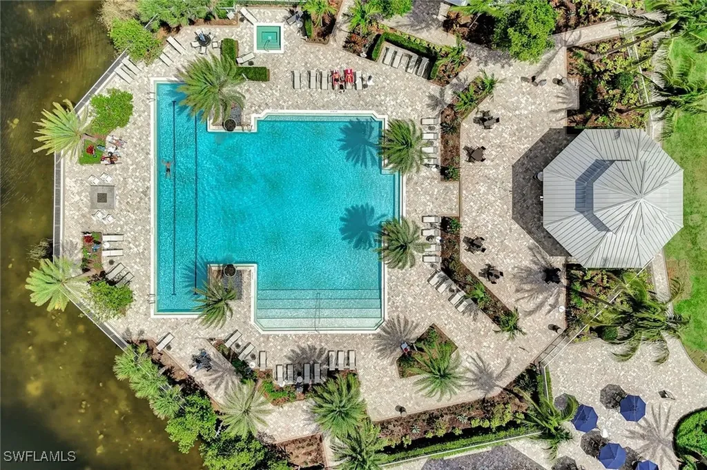 9350 Greyhawk Trail Naples FL 34120