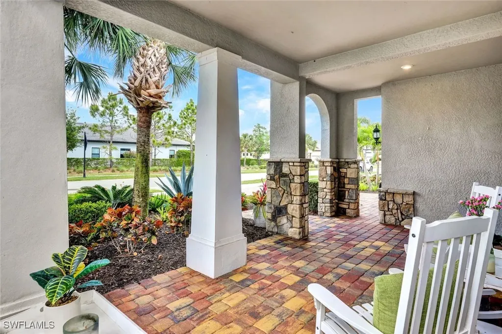 9350 Greyhawk Trail Naples FL 34120