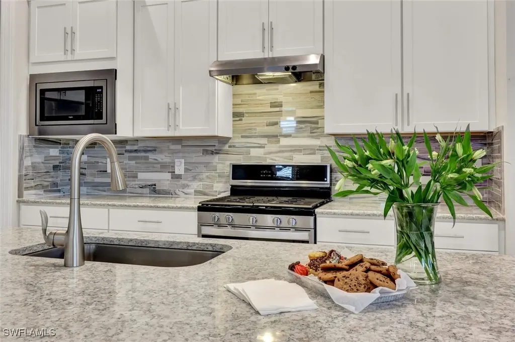 9350 Greyhawk Trail Naples FL 34120