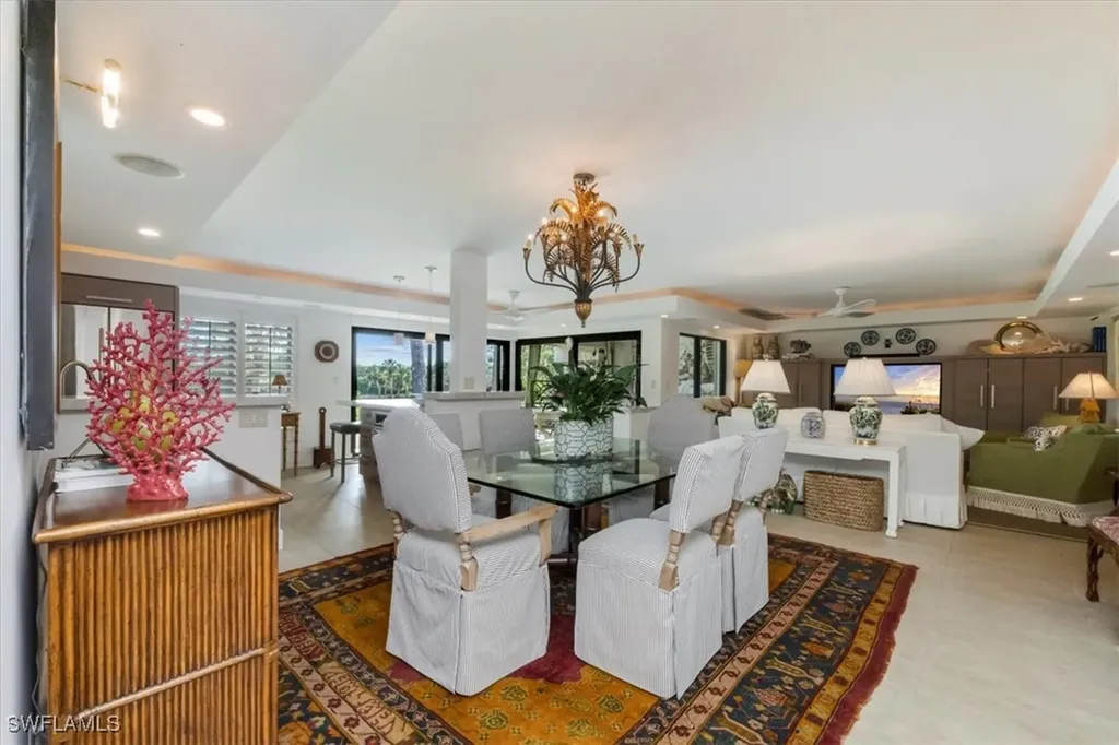107 Clubhouse Lane Naples FL 34105