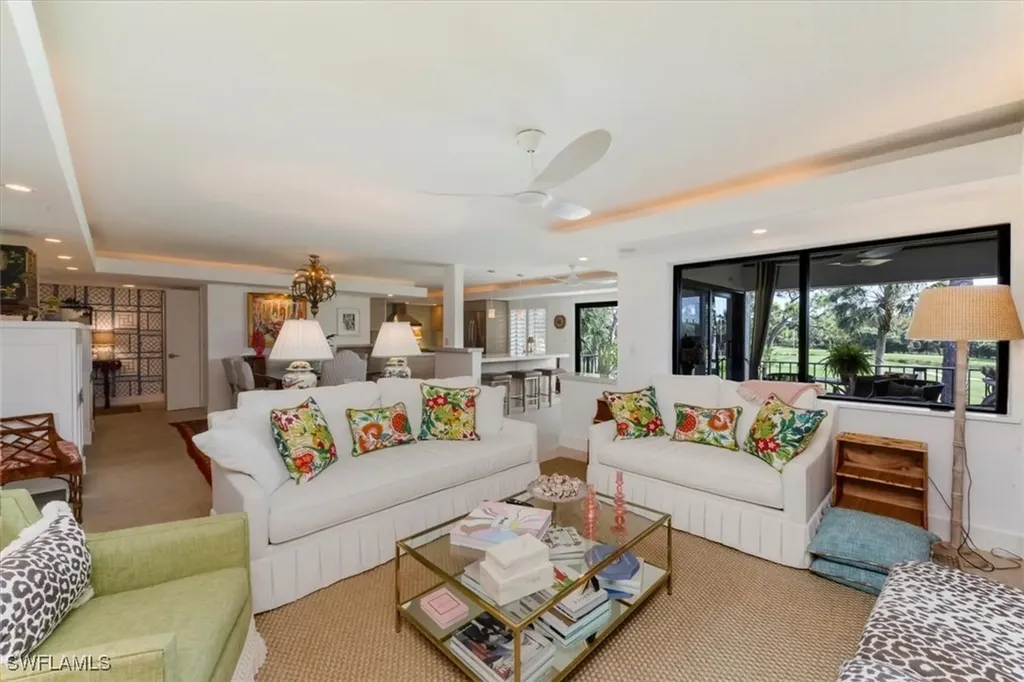 107 Clubhouse Lane Naples FL 34105