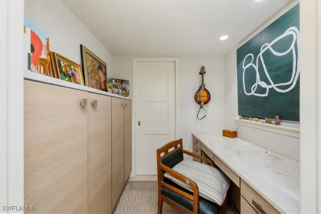 107 Clubhouse Lane Naples FL 34105