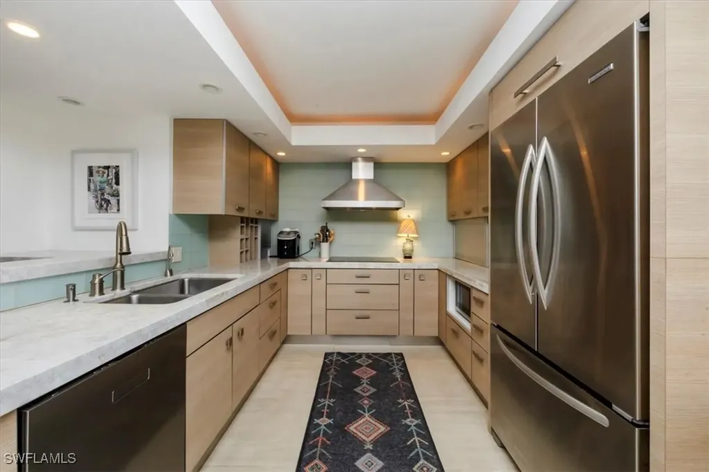 107 Clubhouse Lane Naples FL 34105