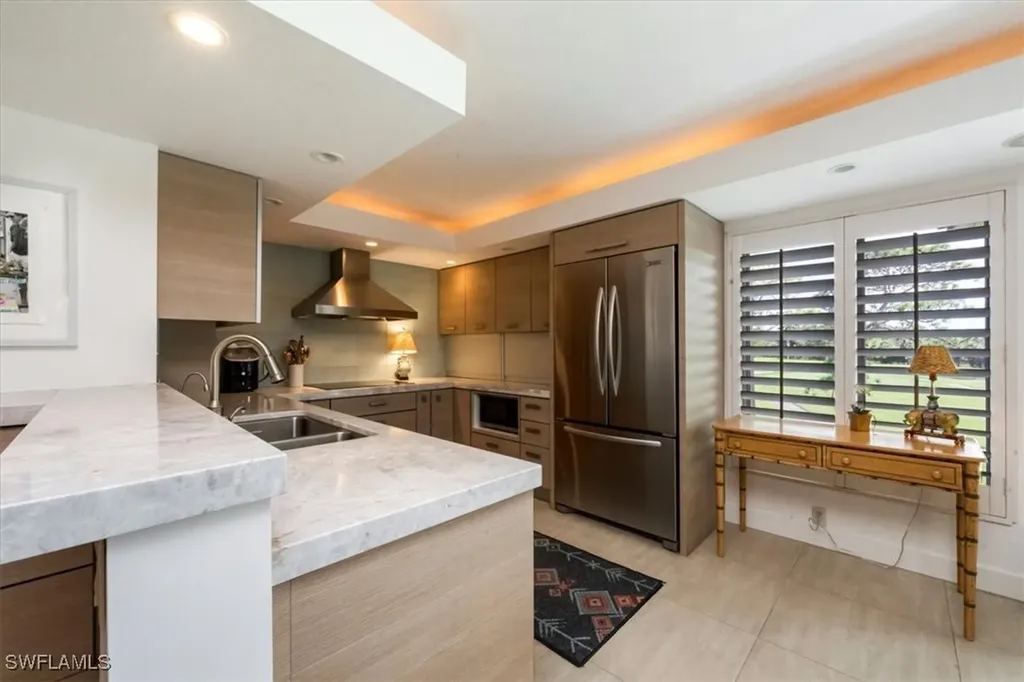 107 Clubhouse Lane Naples FL 34105