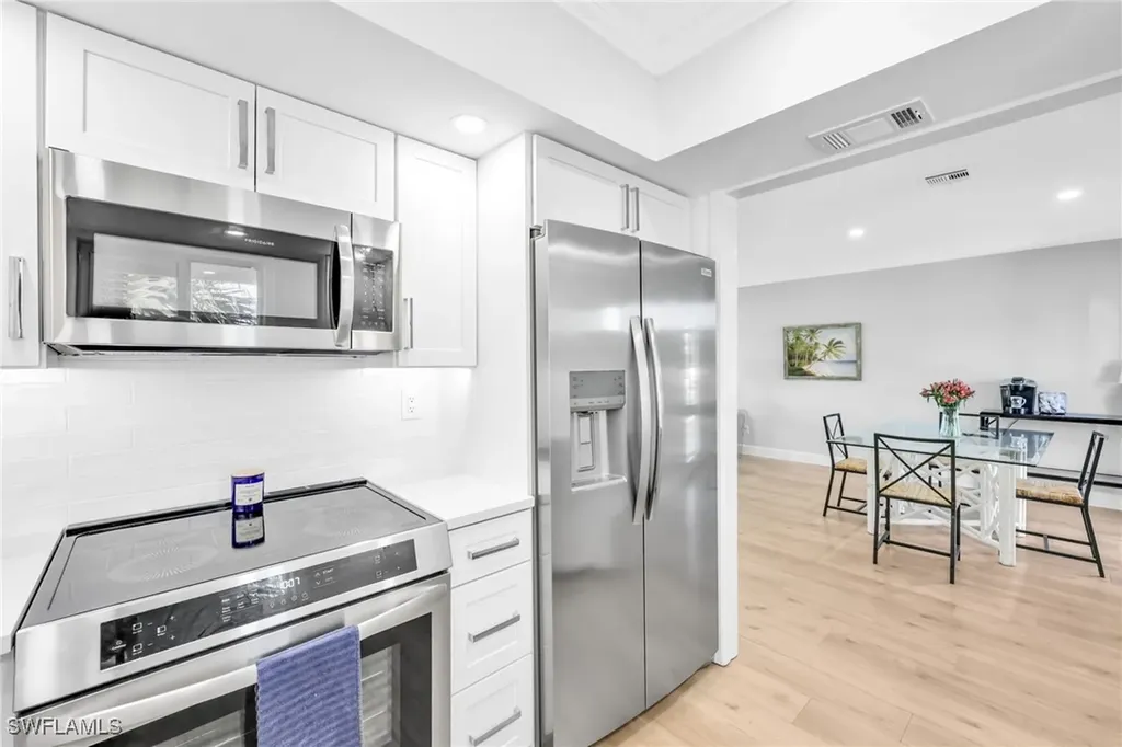 138 Teryl Road Naples FL 34112