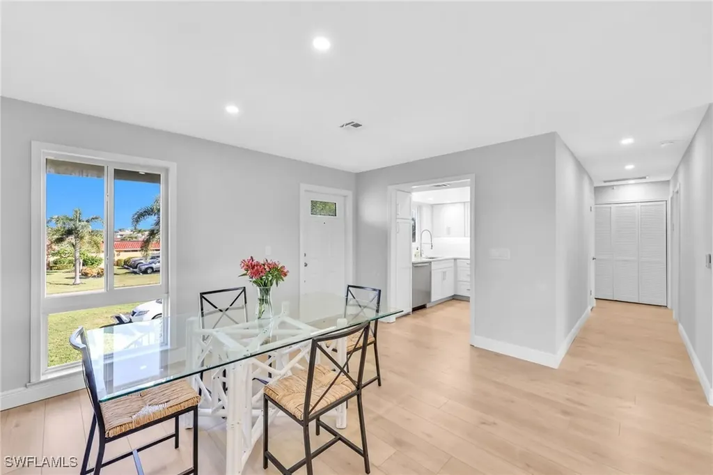 138 Teryl Road Naples FL 34112
