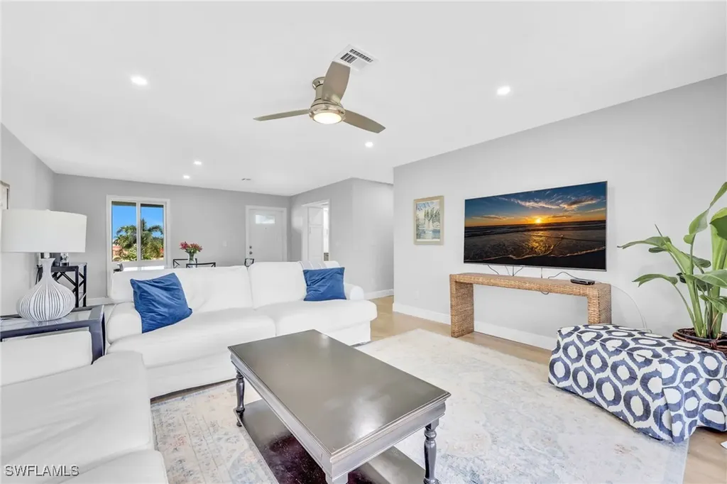 138 Teryl Road Naples FL 34112